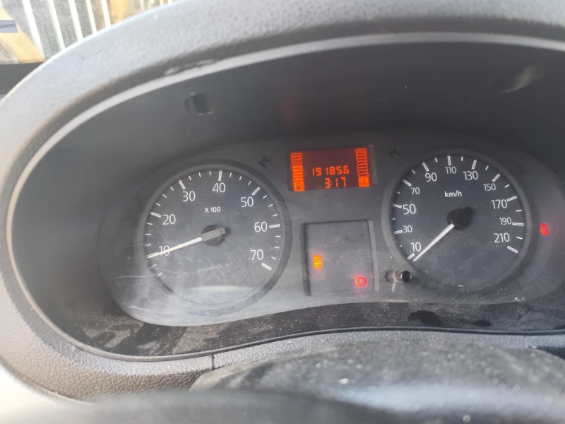 Renault Kangoo, снимка 5 - Автомобили и джипове - 48623913