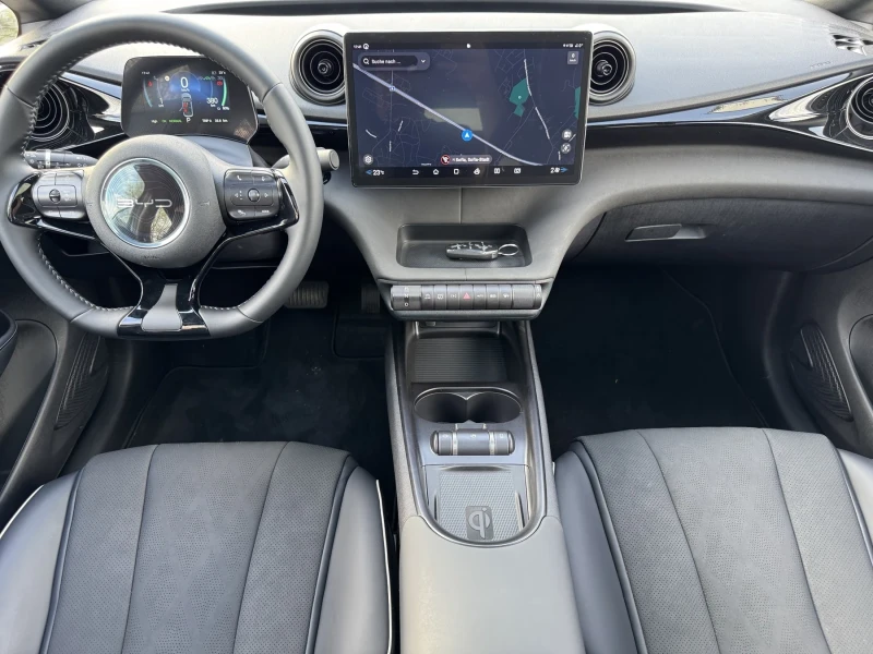 BYD Dolphin Design/60Kw/Panorama/360/Keyless/Led, снимка 9 - Автомобили и джипове - 49660990