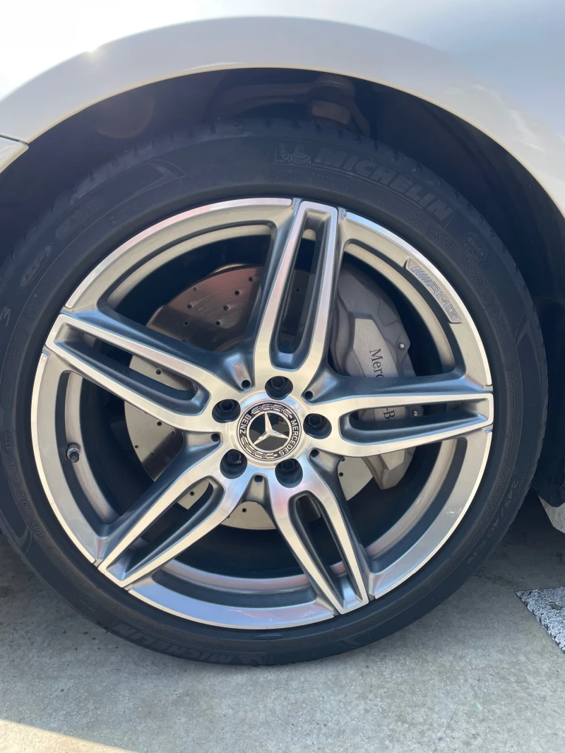 Mercedes-Benz E 400 AMG, снимка 11 - Автомобили и джипове - 52354388