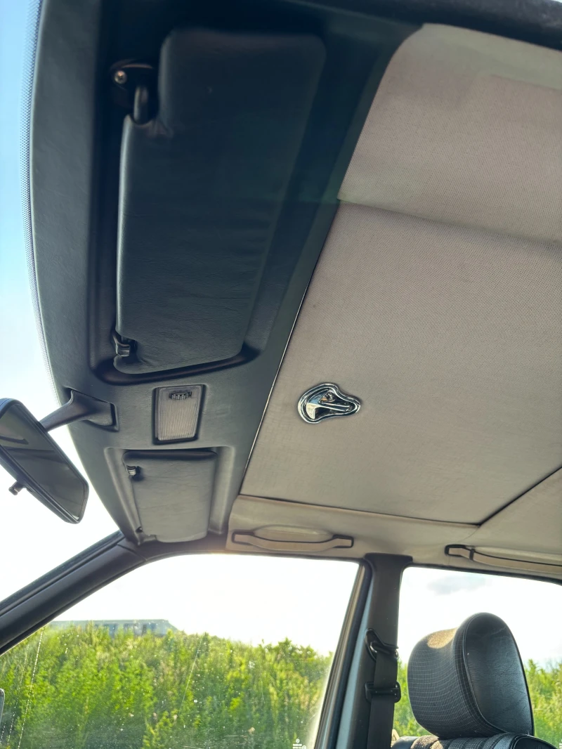 Mercedes-Benz 190 2.0Е, снимка 9 - Автомобили и джипове - 51956662