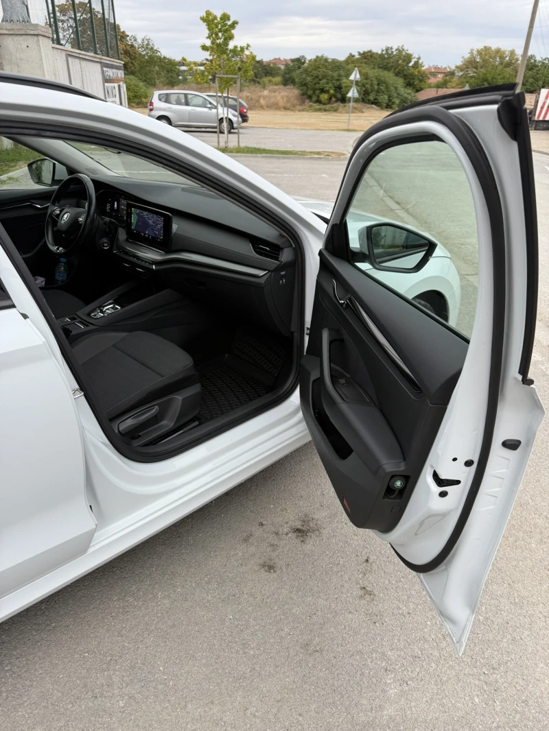 Skoda Octavia, снимка 12 - Автомобили и джипове - 52102990