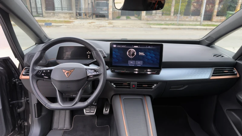 Cupra Born, снимка 16 - Автомобили и джипове - 52038601