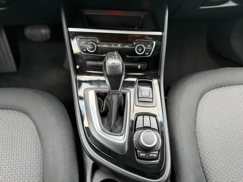 BMW 2 Active Tourer 1.5 benzin СОБСТВЕН ЛИЗИНГ !!!, снимка 13 - Автомобили и джипове - 52073756