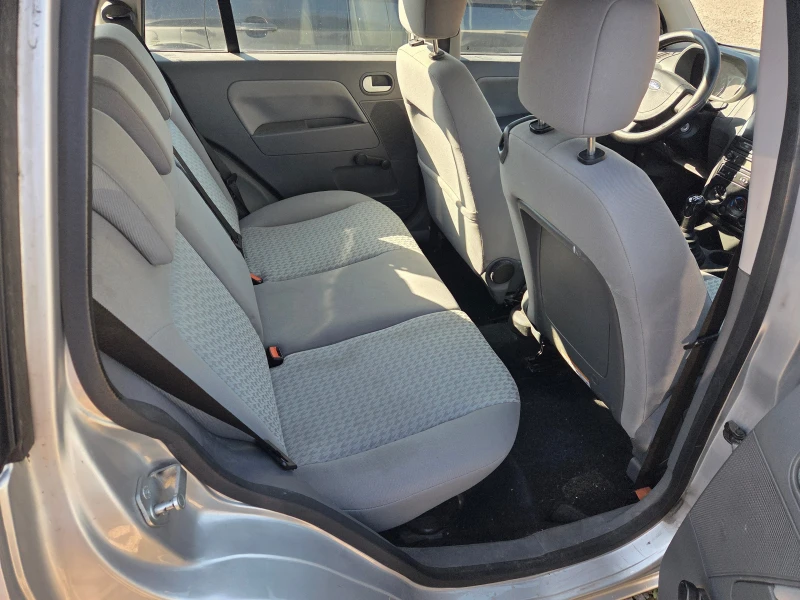 Ford Fusion 1.4 I, снимка 10 - Автомобили и джипове - 52116888