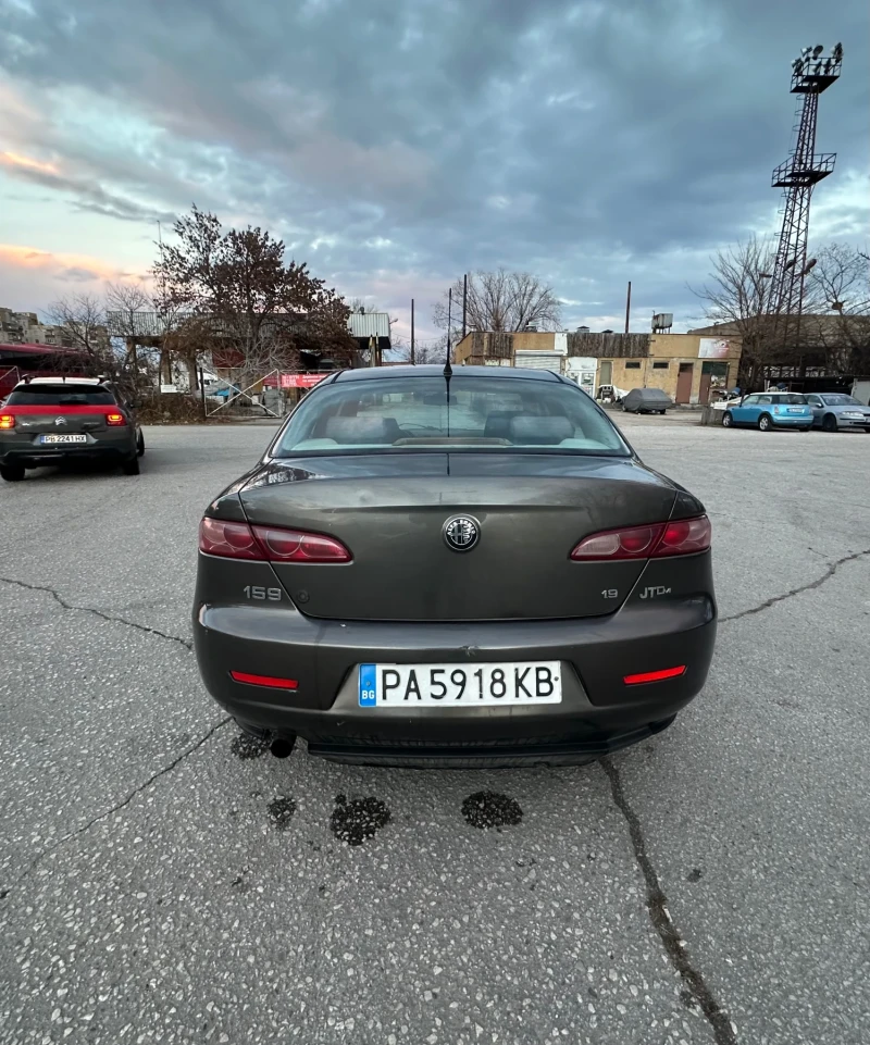 Alfa Romeo 159 1.9JTDm, снимка 5 - Автомобили и джипове - 52298015