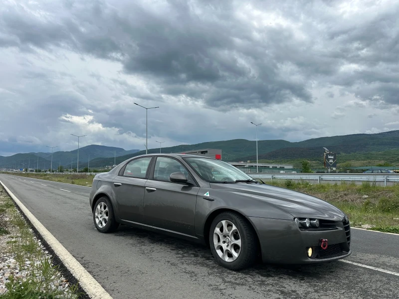 Alfa Romeo 159 1.9JTDm, снимка 3 - Автомобили и джипове - 52298015