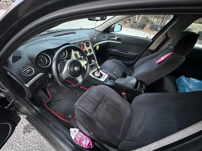 Alfa Romeo 159 1.9JTDm, снимка 8 - Автомобили и джипове - 52298015