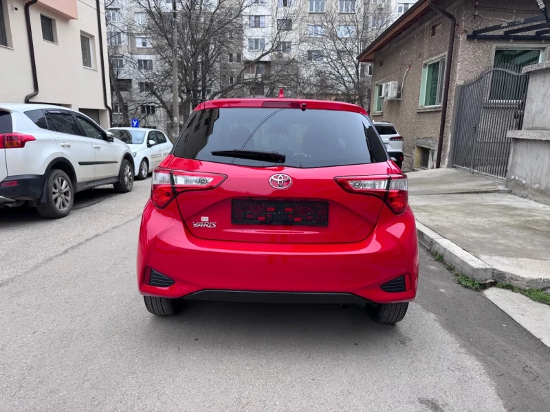 Toyota Yaris 1.5i Facelift 50000км, снимка 4 - Автомобили и джипове - 53021233