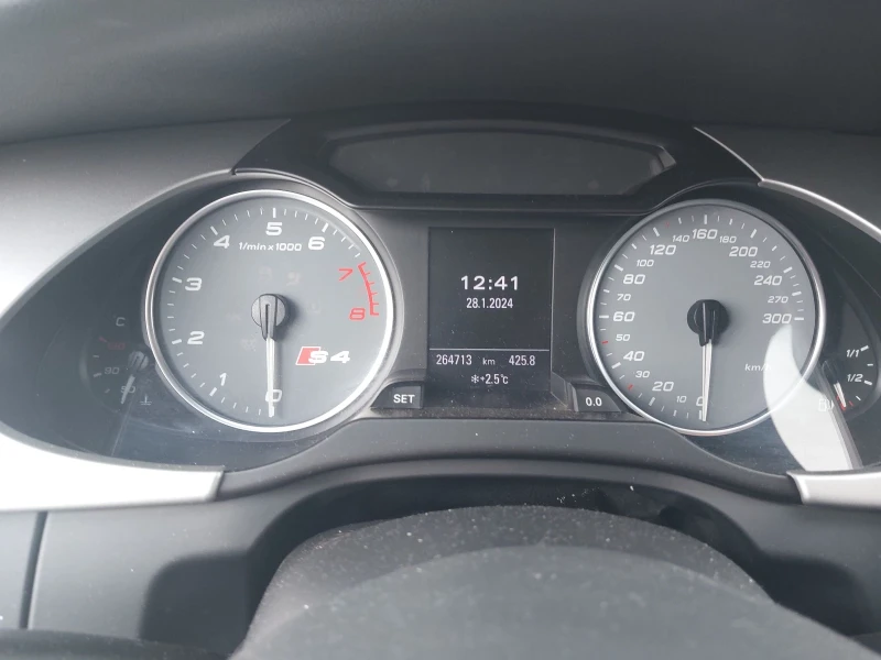 Audi S4, снимка 8 - Автомобили и джипове - 53066660