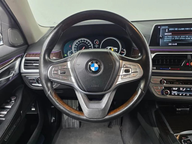 BMW 740 740Li xDrive, снимка 13 - Автомобили и джипове - 55663375