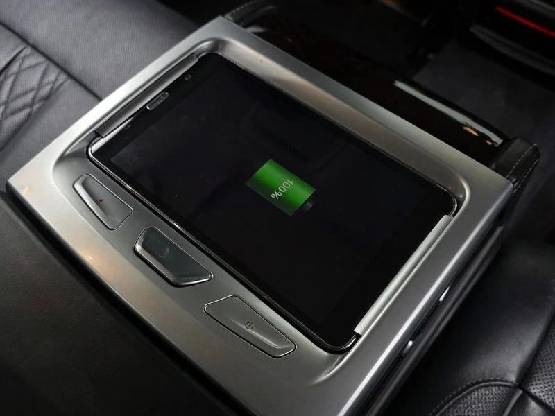 BMW 740 740Li xDrive, снимка 17 - Автомобили и джипове - 55663375