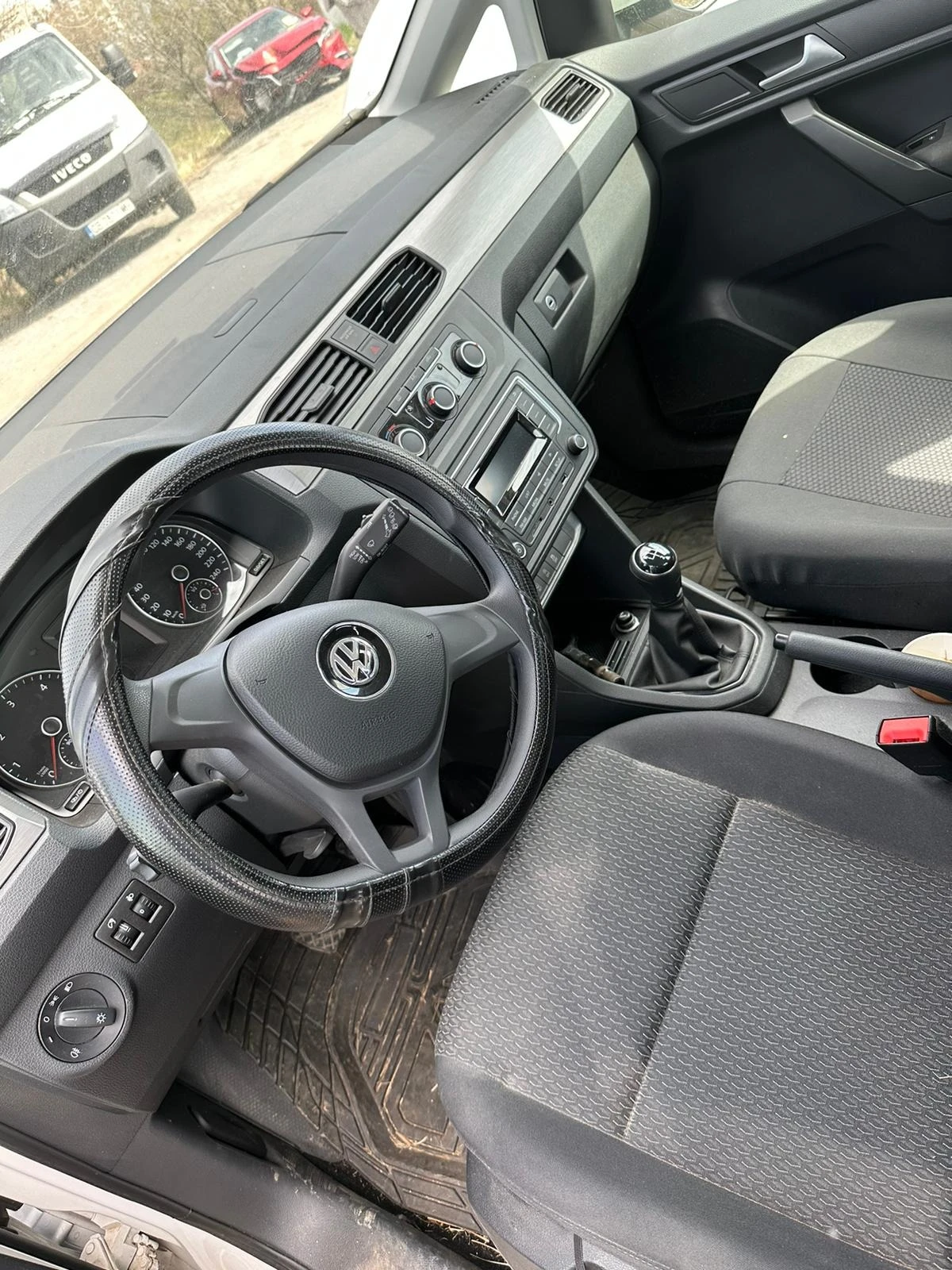 VW Caddy 2.0tdi 102 коня  - изображение 4