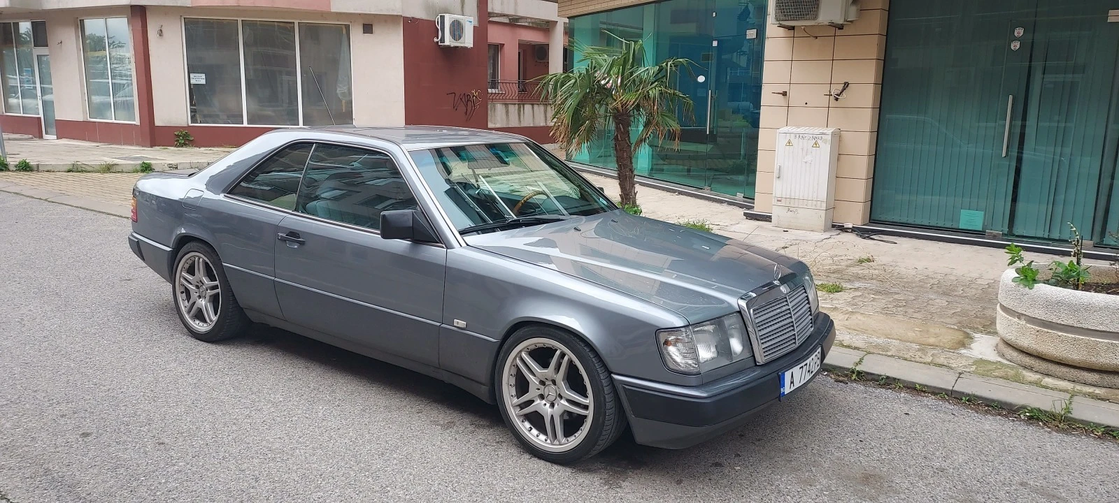 Mercedes-Benz 124 230 СЕ - изображение 3