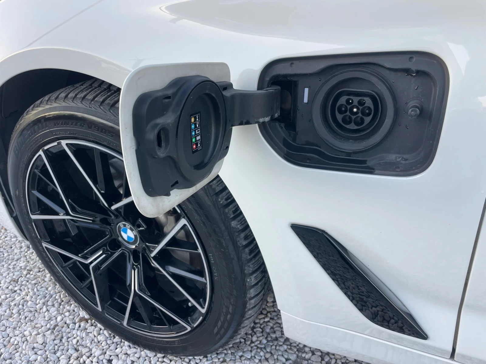 BMW 530E PLUGIN HIBRYD  | Mobile.bg   17