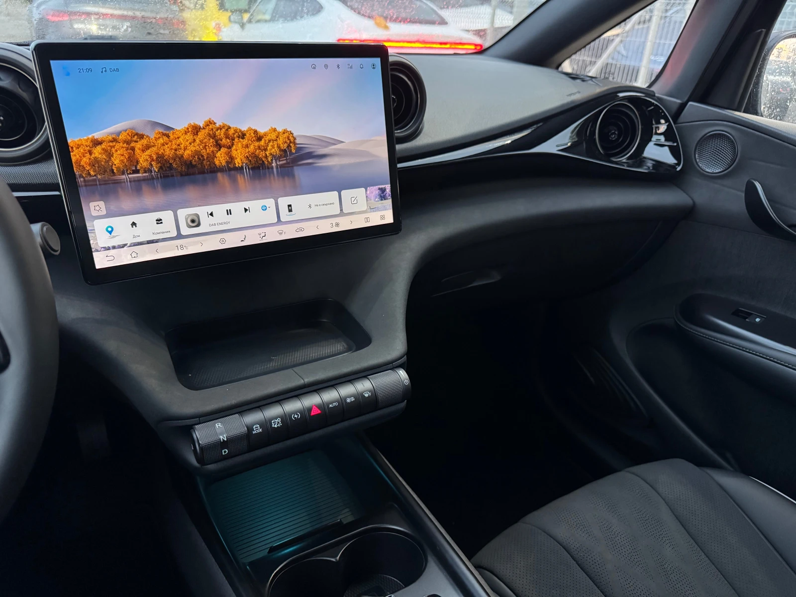 BYD Dolphin Design/60Kw/Panorama/360/Keyless/Led, снимка 14 - Автомобили и джипове - 49660990