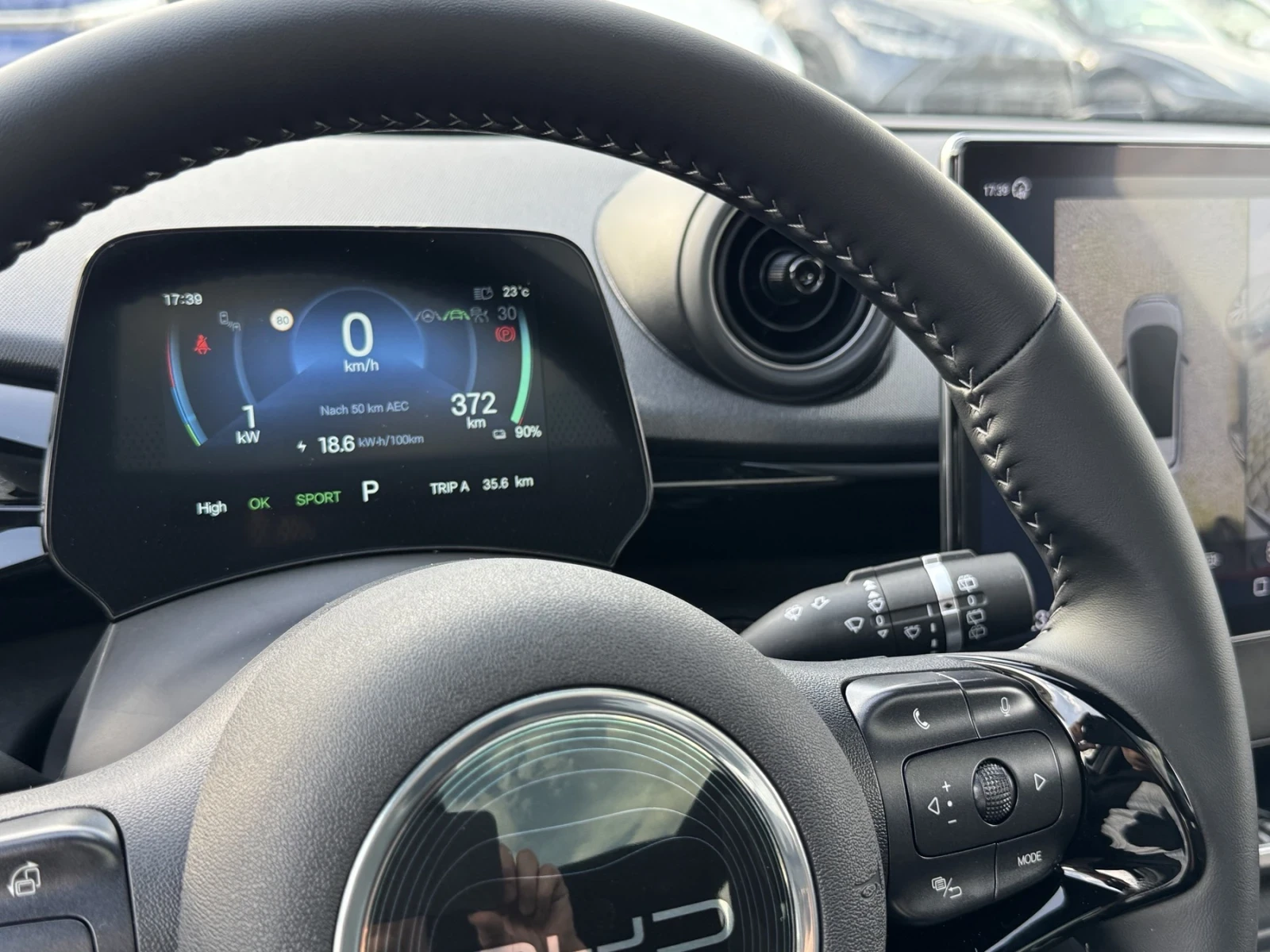 BYD Dolphin Design/60Kw/Panorama/360/Keyless/Led | Mobile.bg � ����������� 16