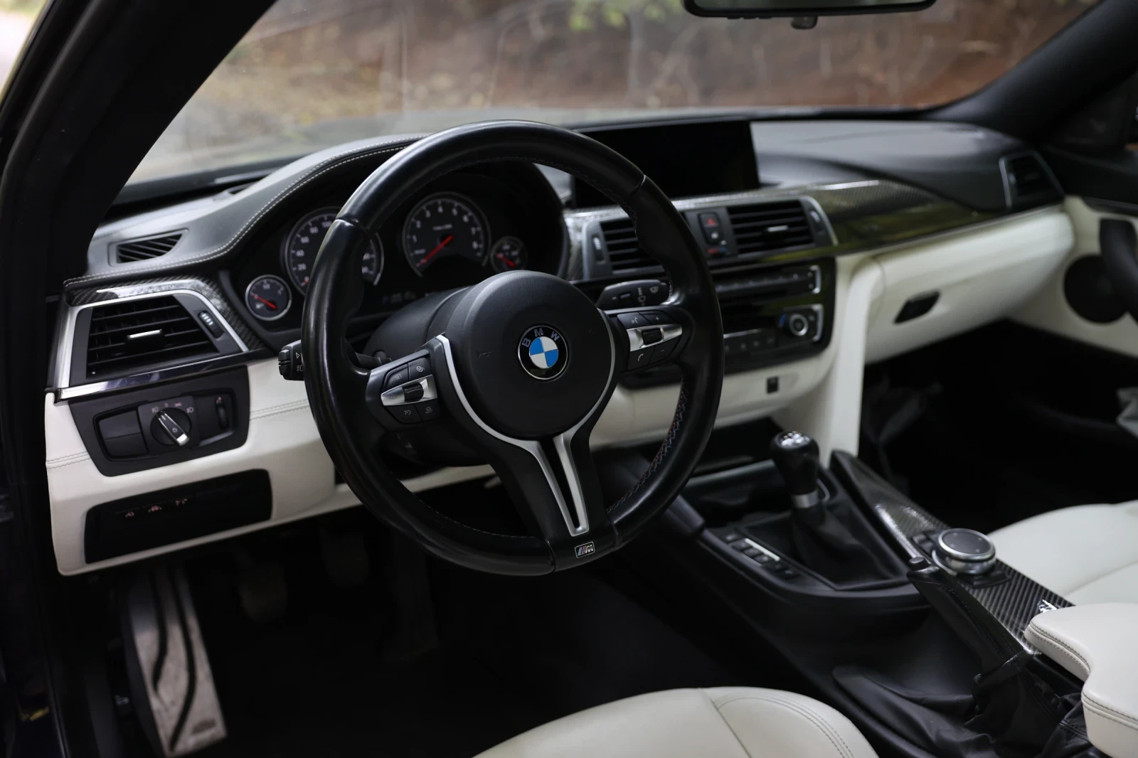 BMW M4 Competition - изображение 3