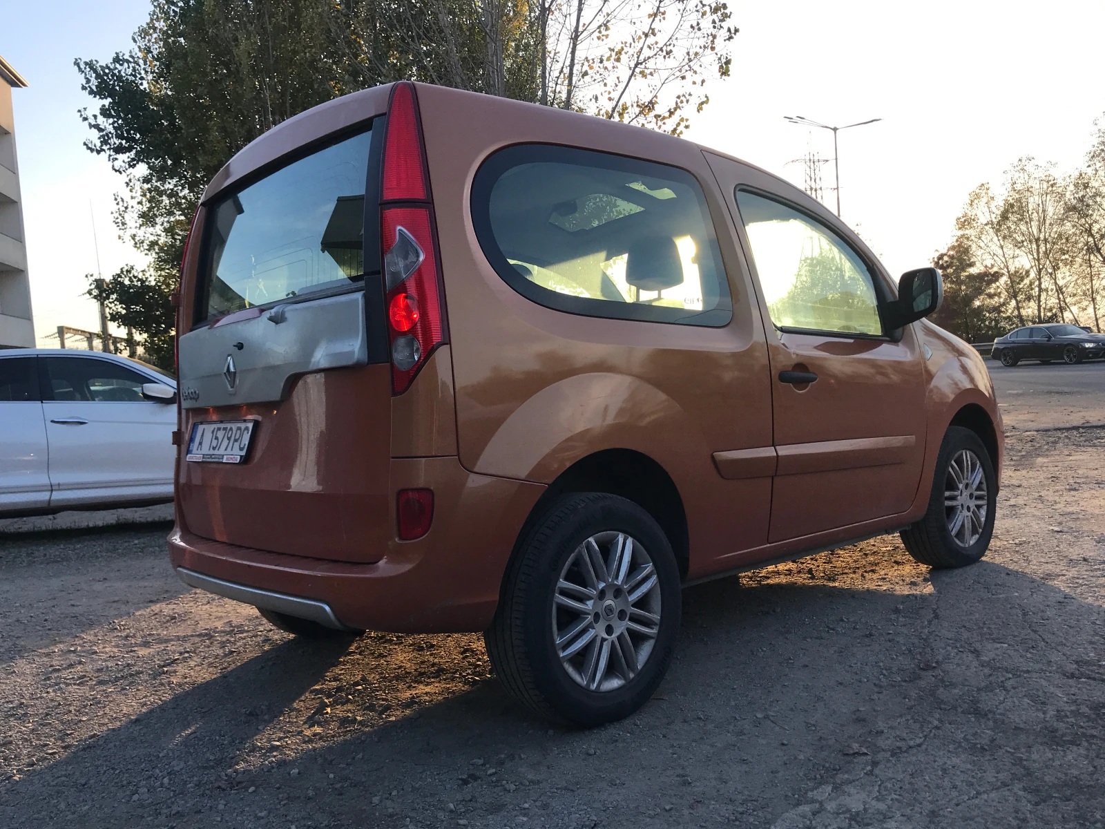 Renault Kangoo 1, 5 BEBOP | Mobile.bg   6
