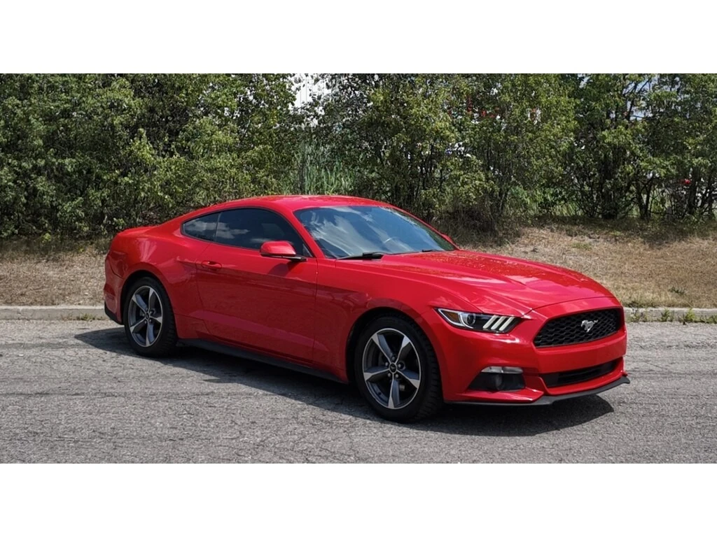Ford Mustang ECOBOOST PREMIUM * * CARFAX * * АВТО КРЕДИТ * *  - изображение 3