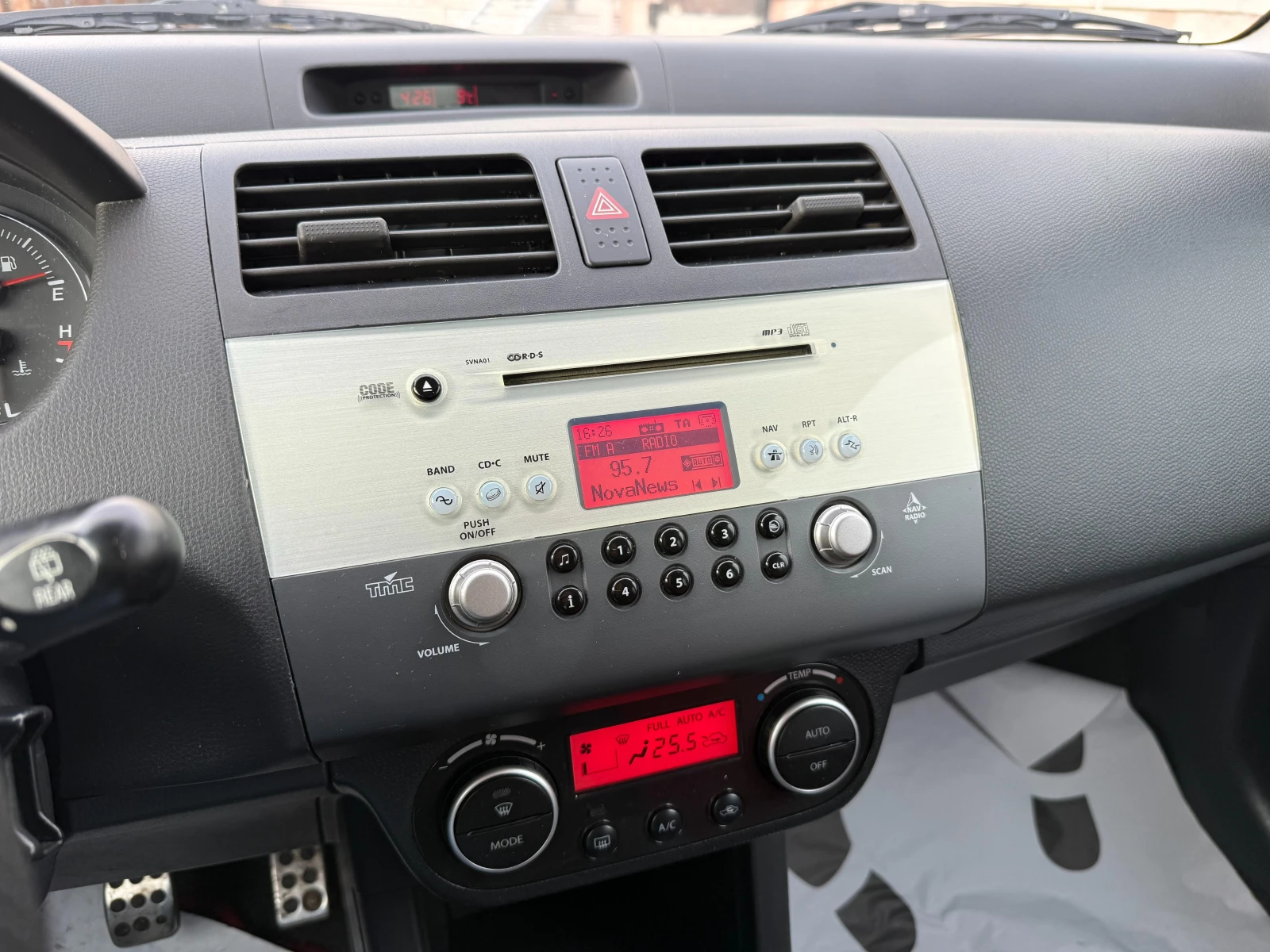 Suzuki Swift Sport | Mobile.bg � ����������� 12