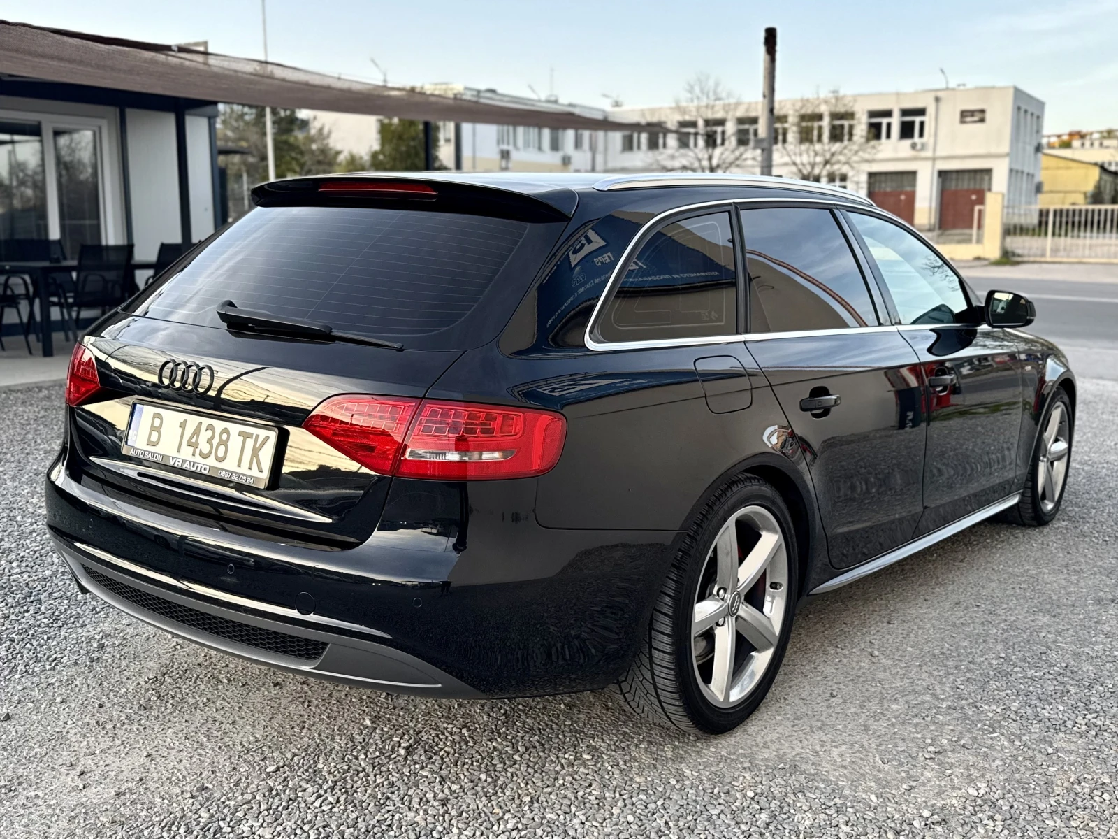 Audi A4 2.0TDI S LINE+ , снимка 4 - Автомобили и джипове - 54230879