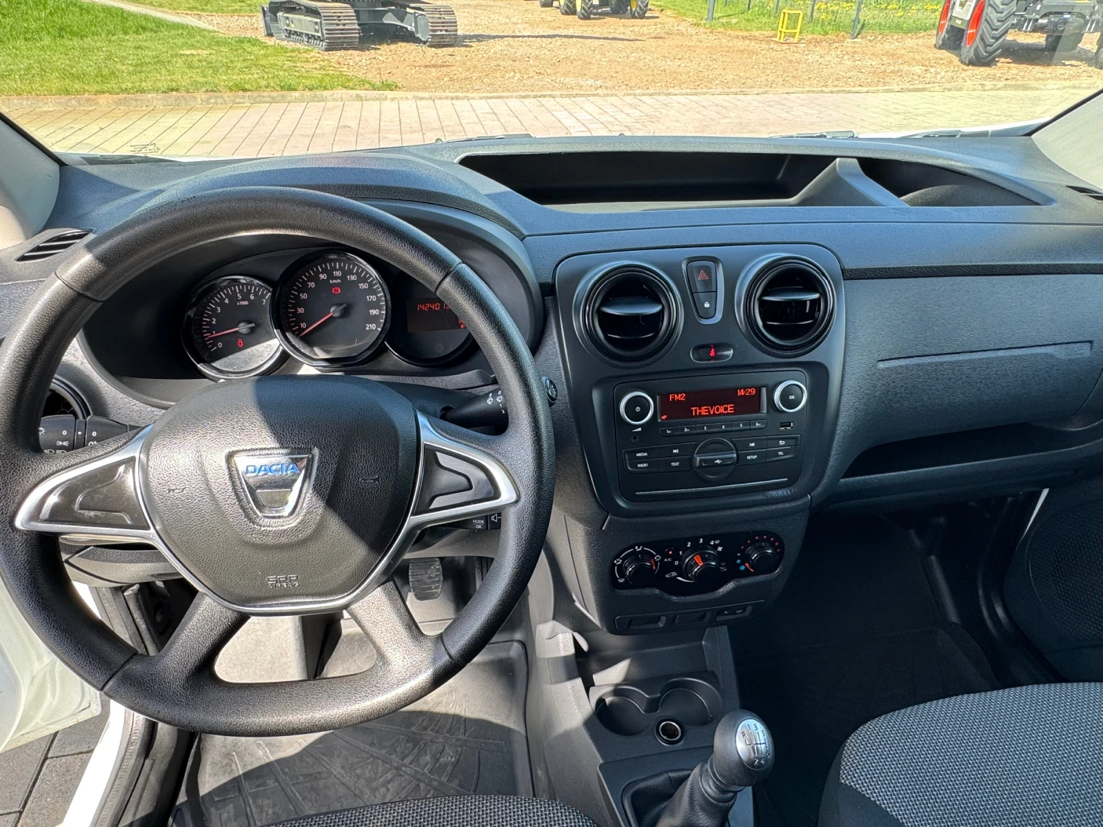 Dacia Dokker Blue dCi , снимка 15 - Автомобили и джипове - 54231664