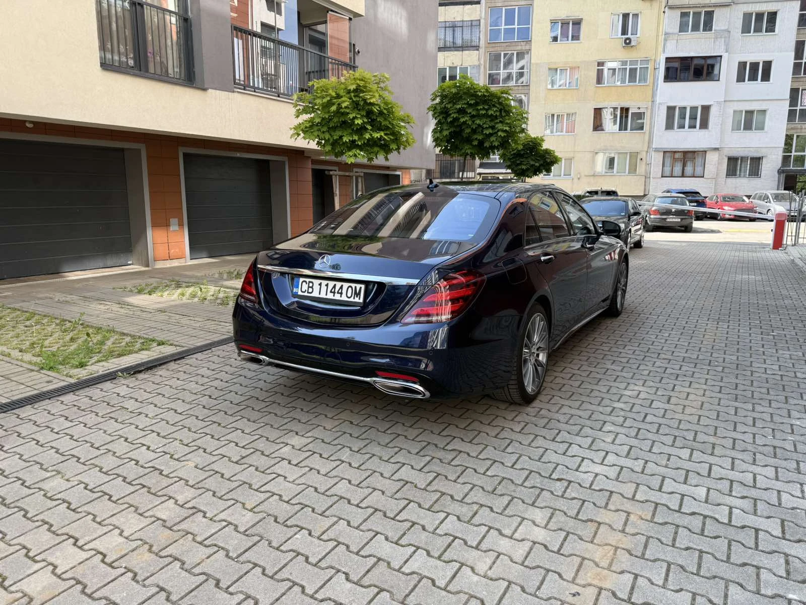 Mercedes-Benz S 560 4MATIC V8 BI-TURBO, снимка 3 - Автомобили и джипове - 54542032