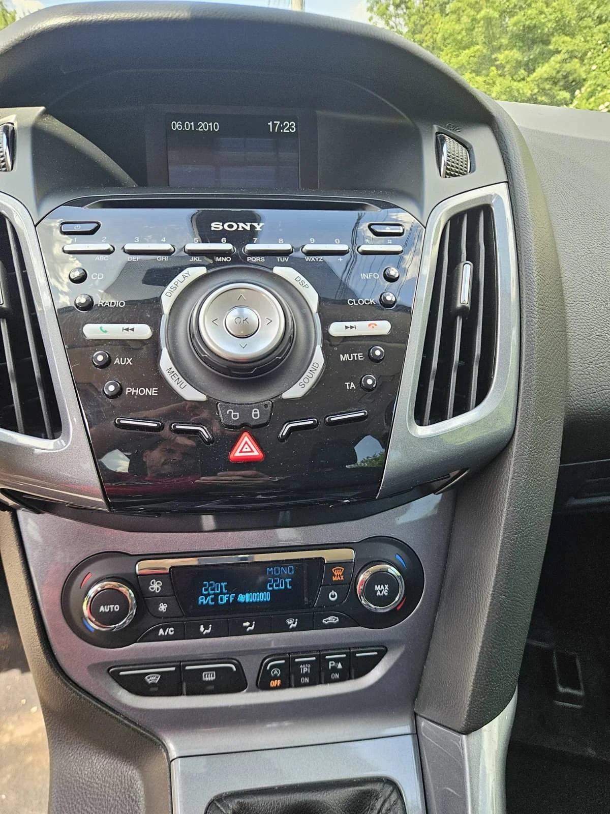 Ford Focus 1.6i titanium, снимка 5 - Автомобили и джипове - 54683487