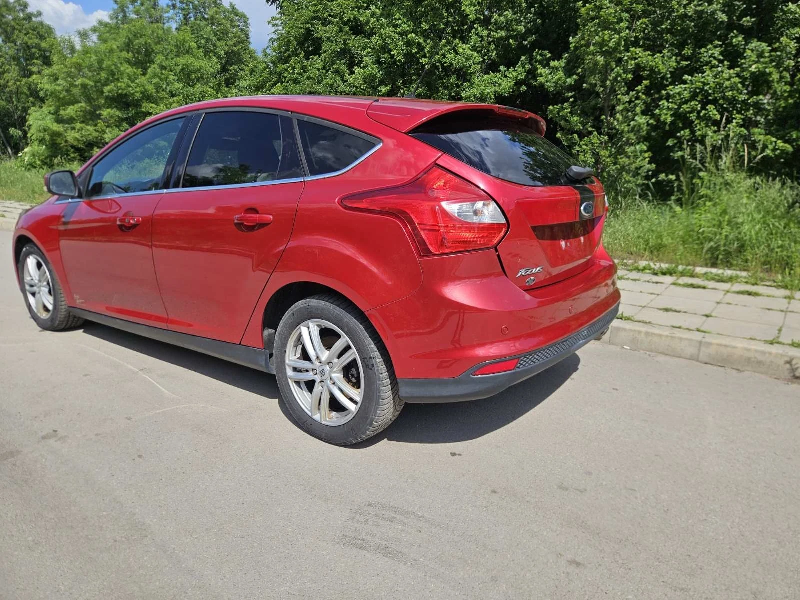 Ford Focus 1.6i titanium, снимка 3 - Автомобили и джипове - 54683487