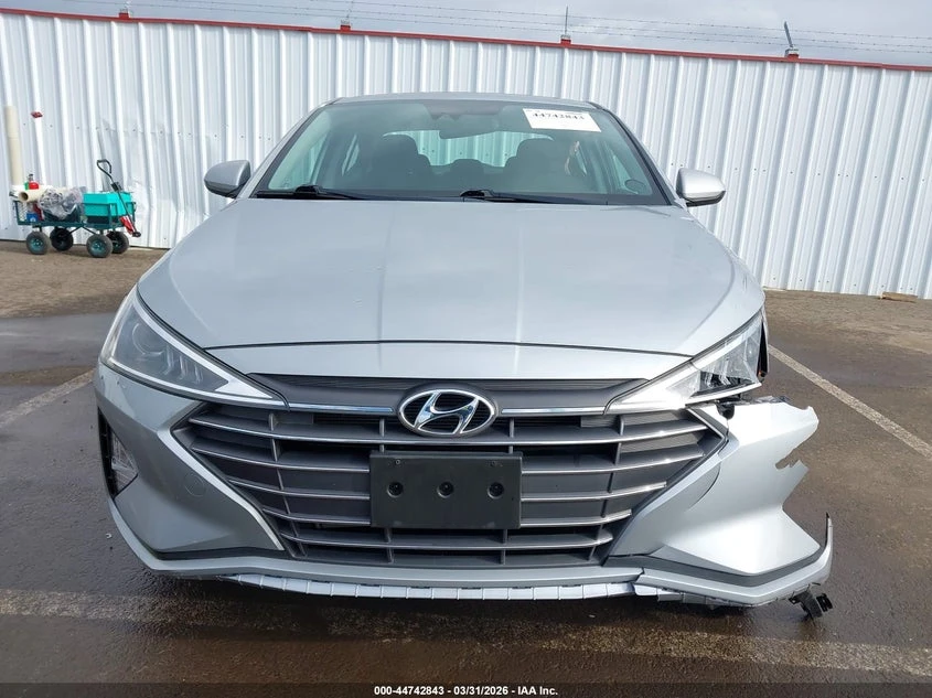 Hyundai Elantra 2.0L I-4 DOHC, VVT, 147HP Front Wheel Drive | Mobile.bg � ����������� 13
