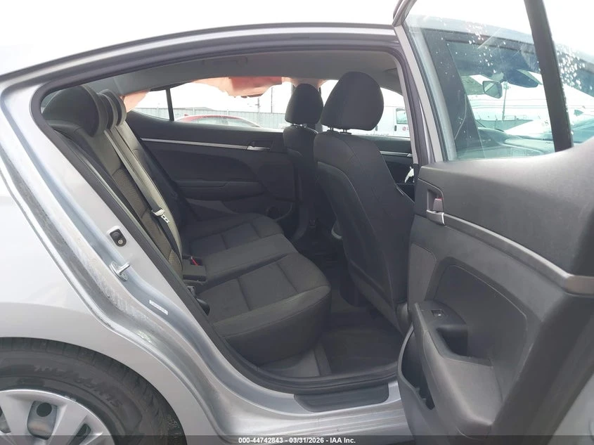 Hyundai Elantra 2.0L I-4 DOHC, VVT, 147HP Front Wheel Drive | Mobile.bg � ����������� 8
