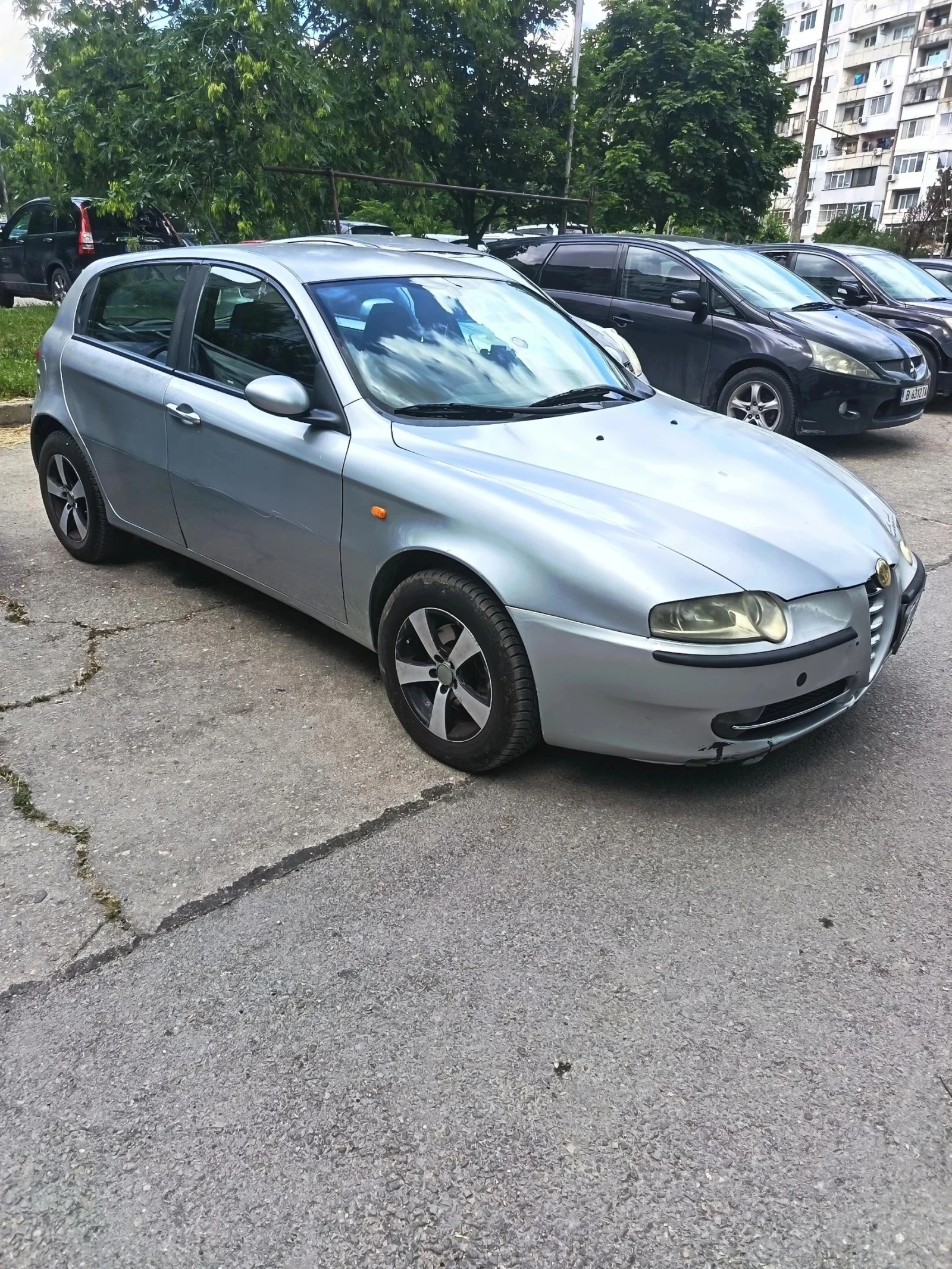 Alfa Romeo 147 1.9 JTD, снимка 2 - Автомобили и джипове - 54856402