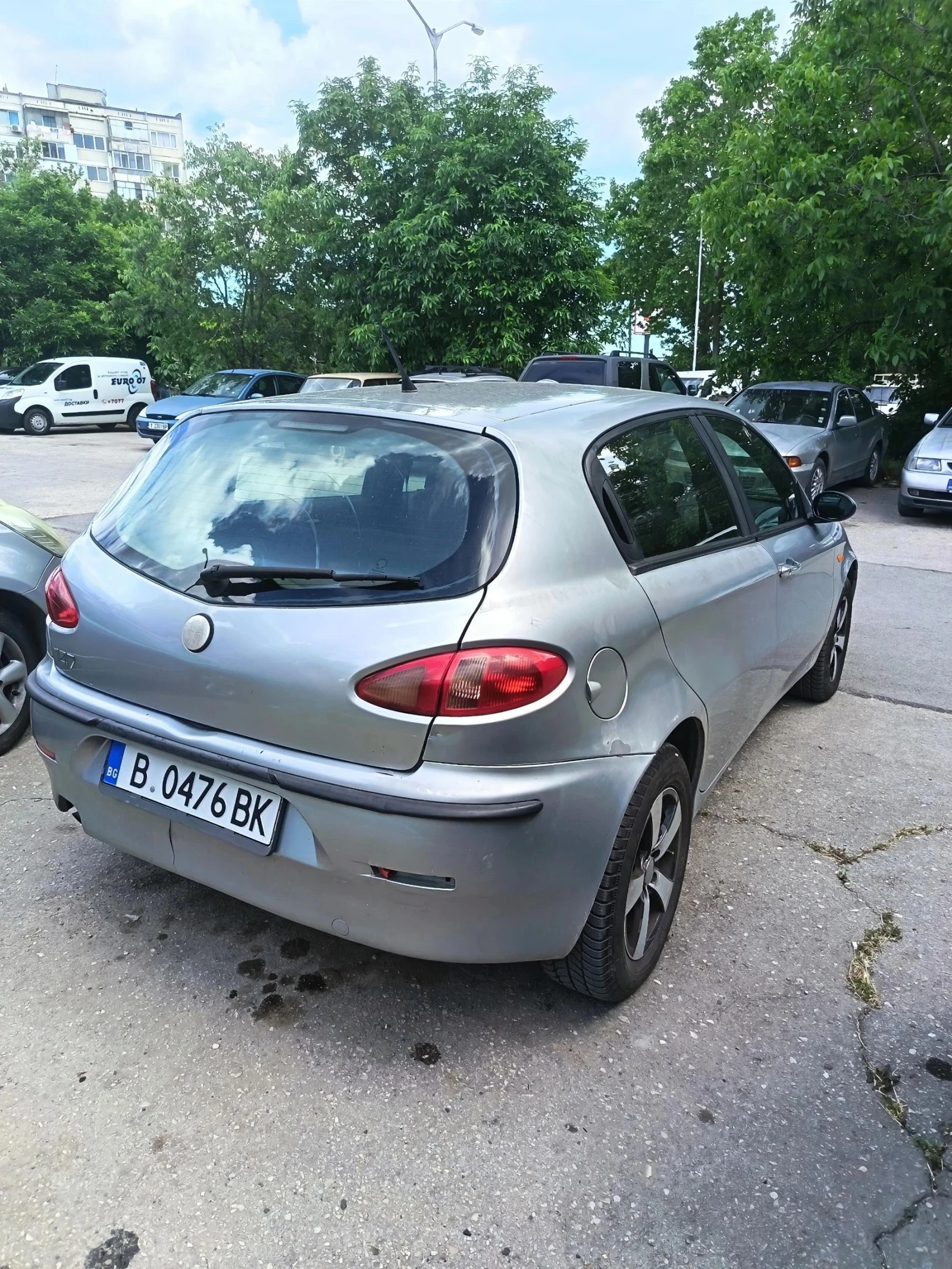 Alfa Romeo 147 1.9 JTD, снимка 3 - Автомобили и джипове - 54856402