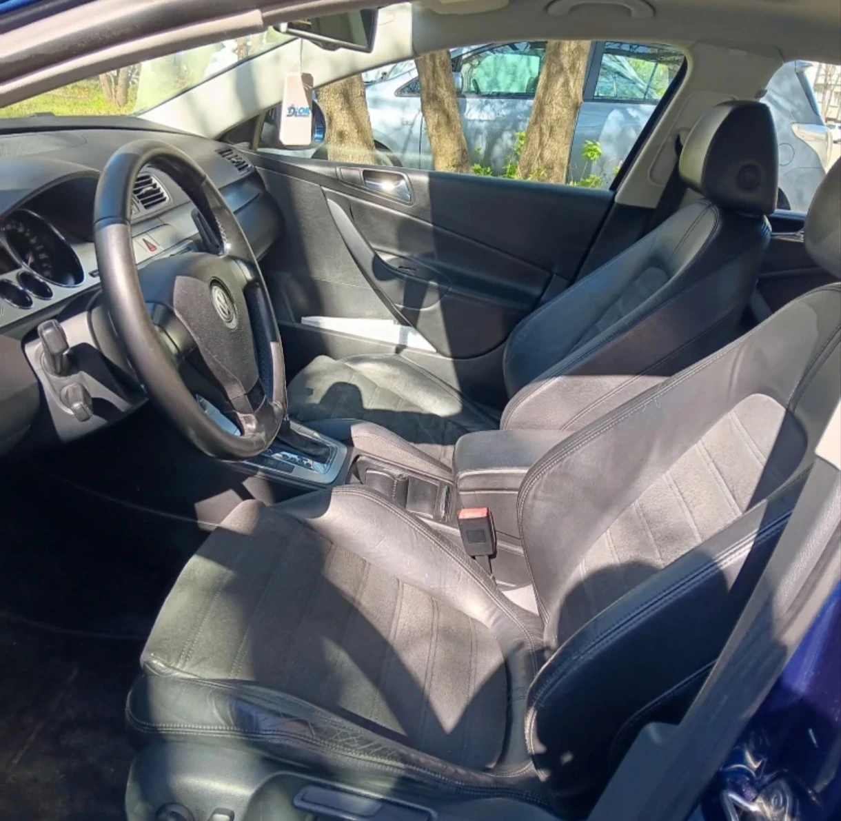 VW Passat 2.0tdi DSG Уникат топ, снимка 13 - Автомобили и джипове - 55177954