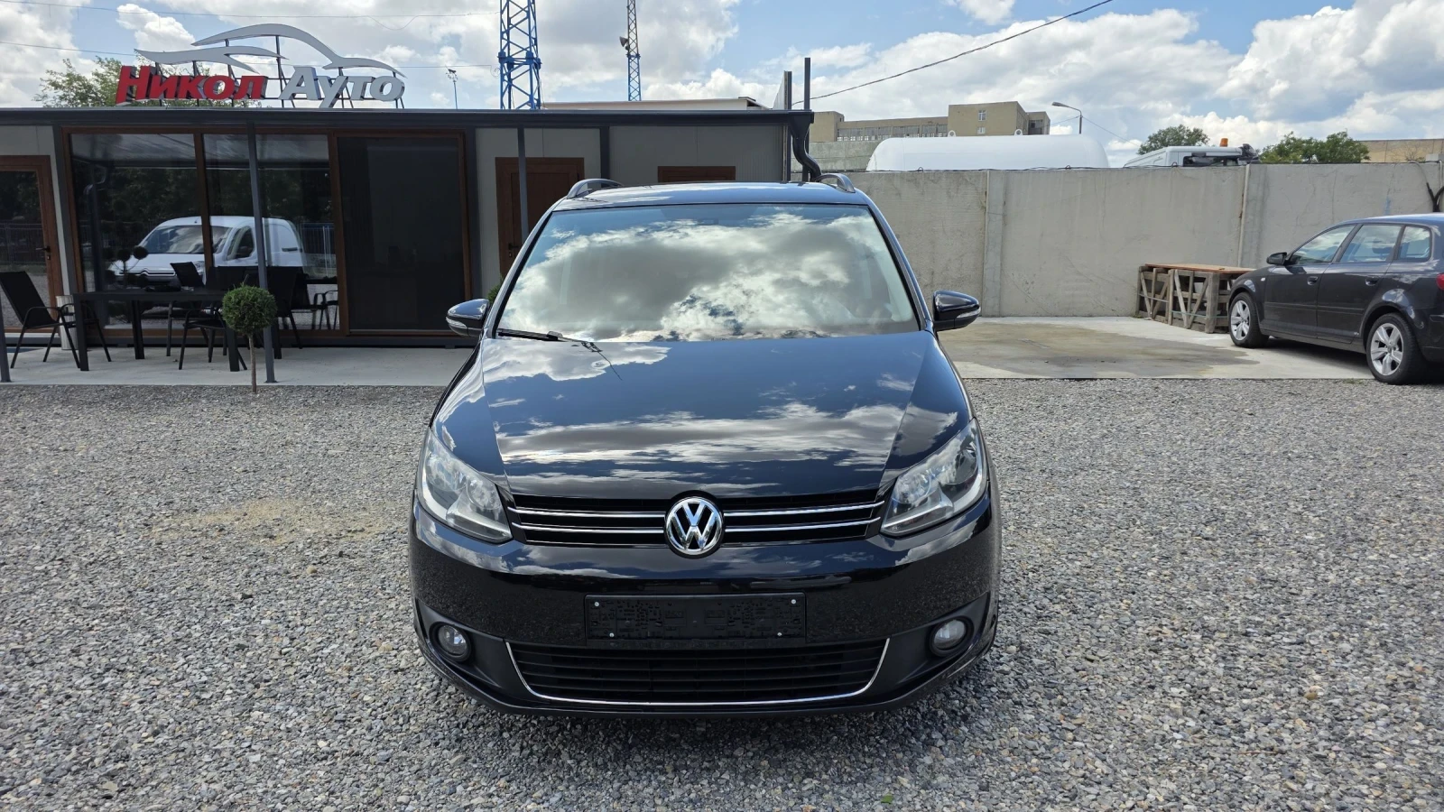 VW Touran, снимка 2 - Автомобили и джипове - 55404452