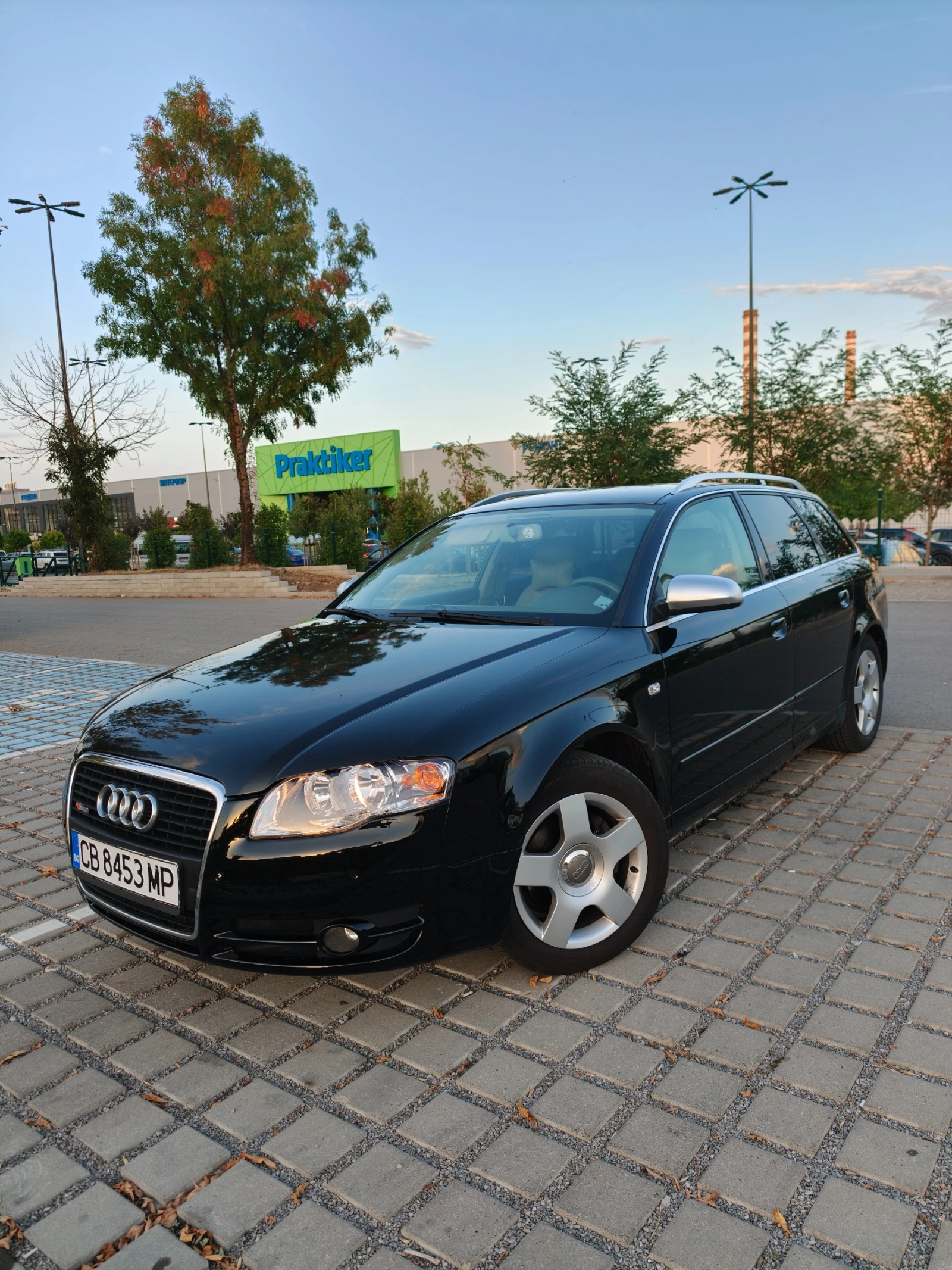 Audi A4 2.0 TDI, снимка 9 - Автомобили и джипове - 55883560