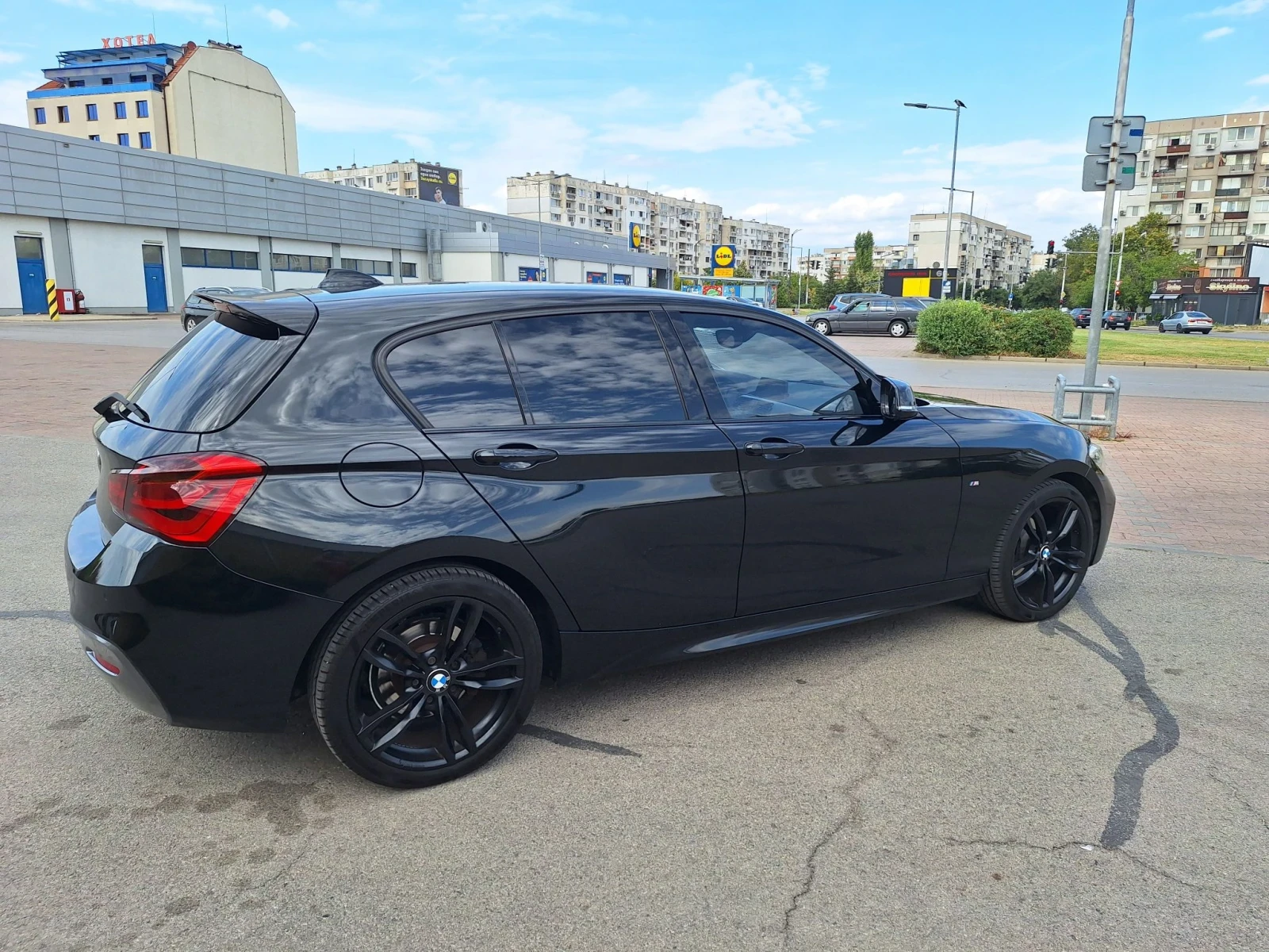 BMW 118 118d M-PACKET, снимка 3 - Автомобили и джипове - 56043119