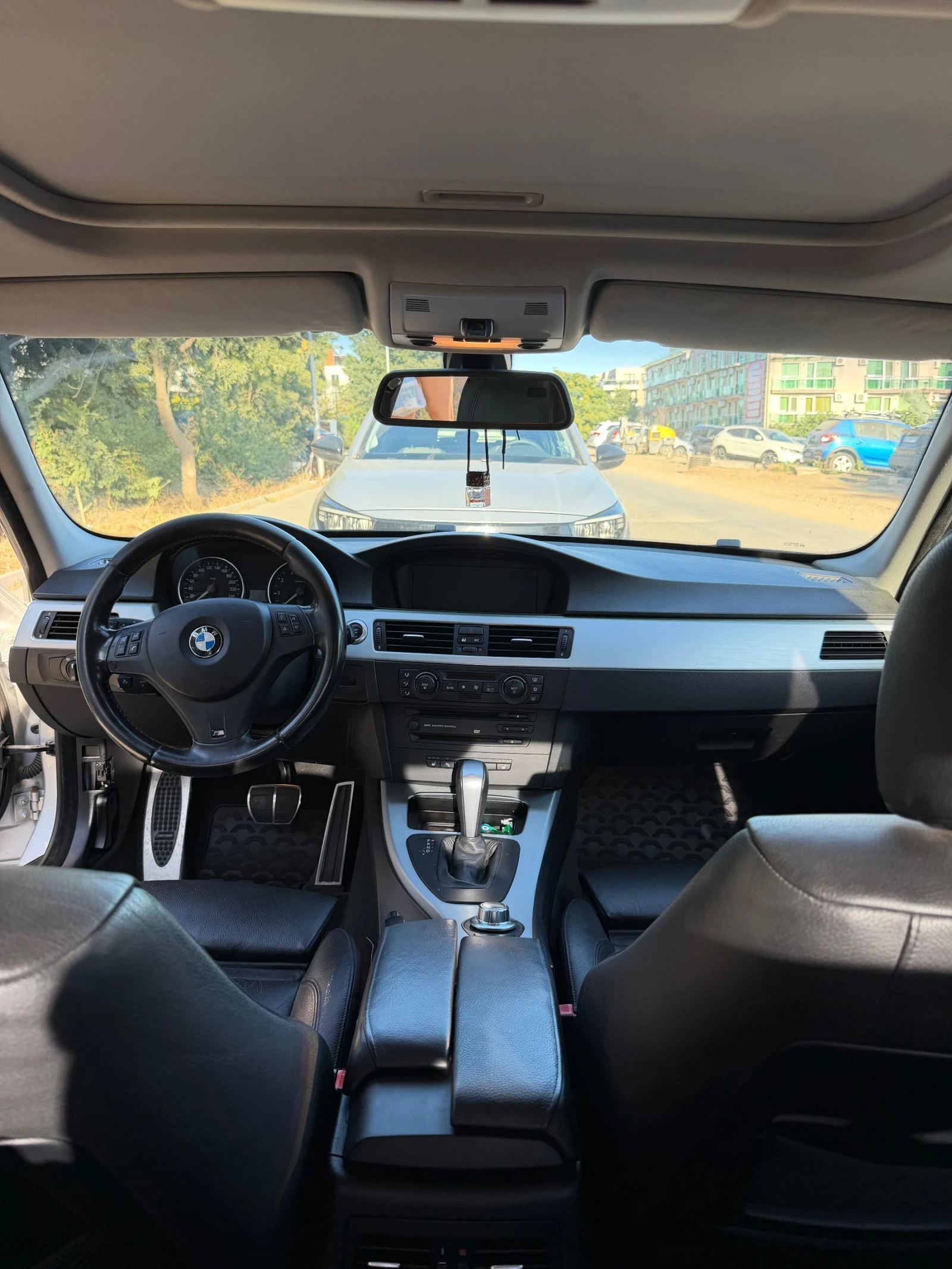 BMW 330 M packet 330И, снимка 8 - Автомобили и джипове - 56202123