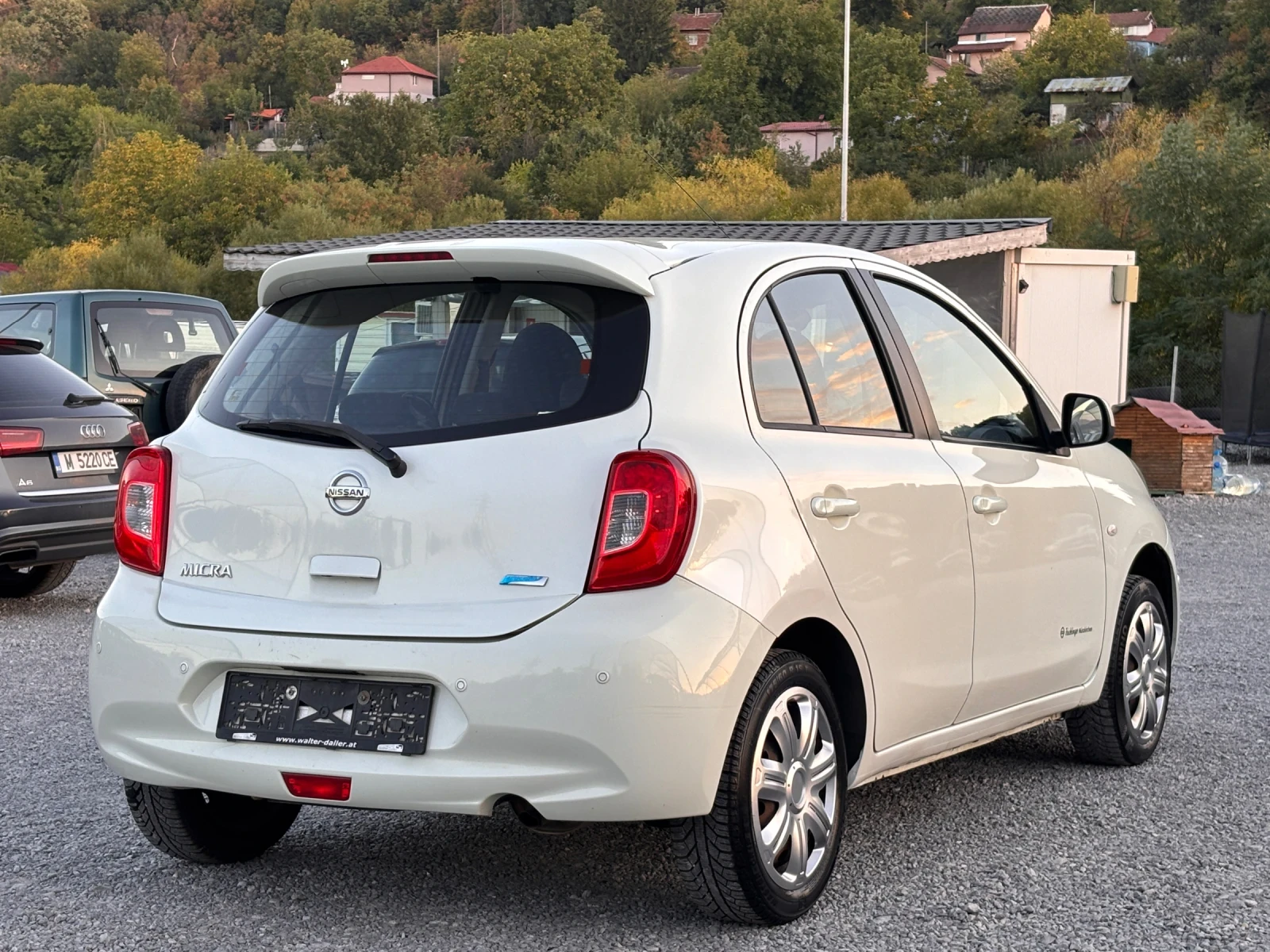 Nissan Micra 1.2i, снимка 6 - Автомобили и джипове - 56310750