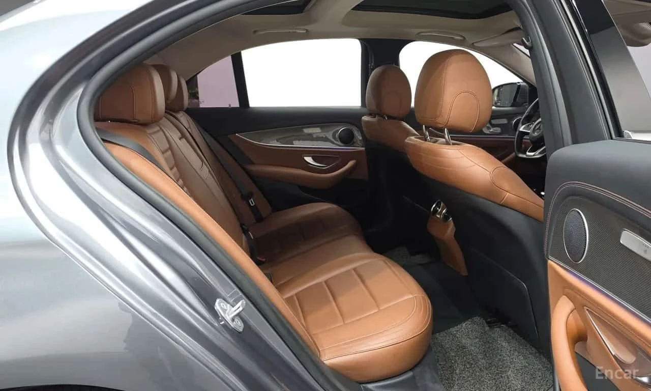 Mercedes-Benz E 300 4MATIC AMG Line/�����/360 ���/����/����� ����� | Mobile.bg � ����������� 12