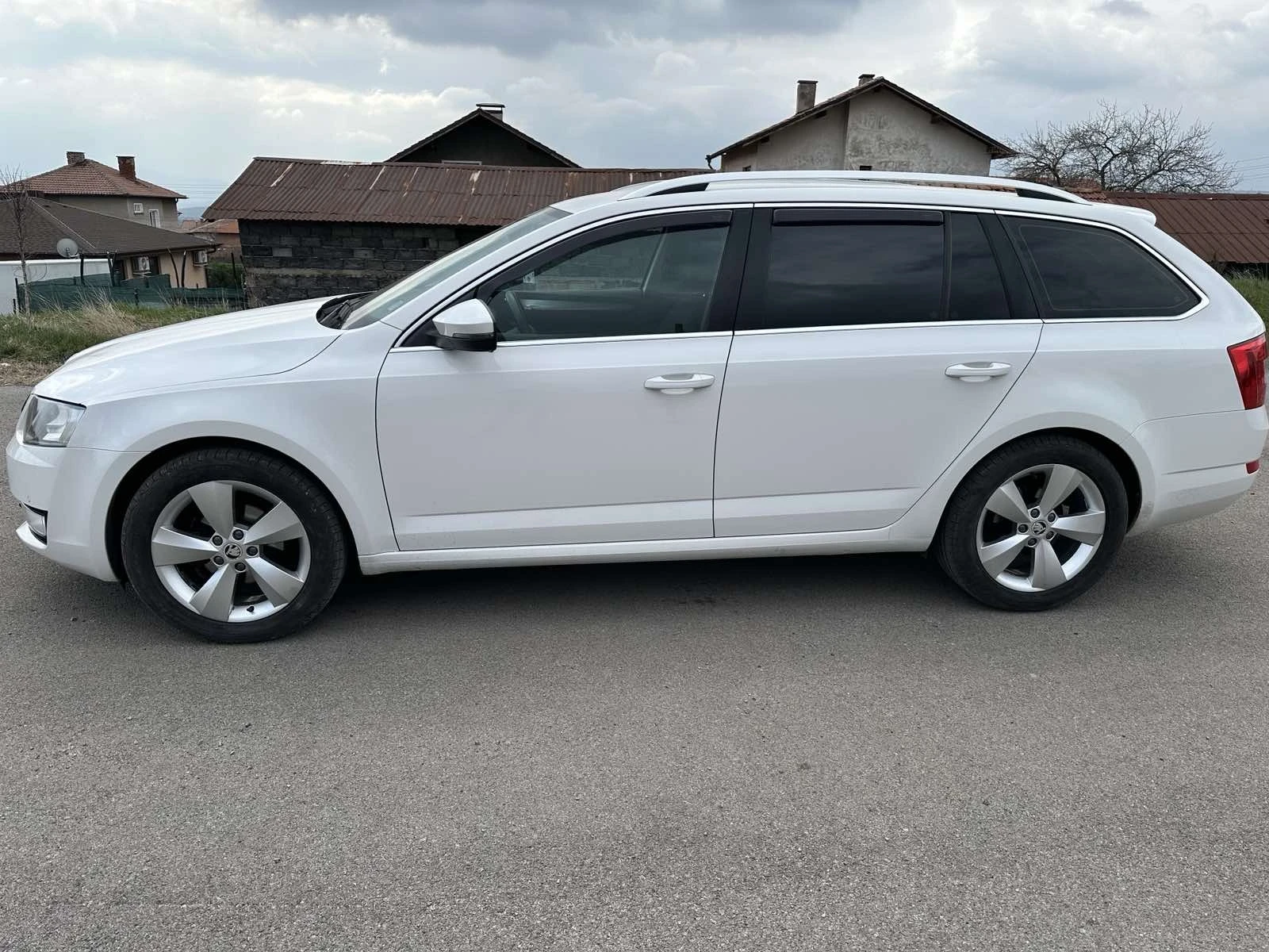 Skoda Octavia 1.6 TDI | Mobile.bg � ����������� 13