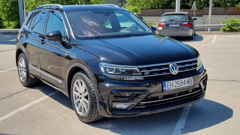 VW Tiguan 2, 0 TSI 4х4 R-Line, снимка 3 - Автомобили и джипове - 46757418