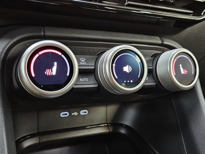 Skoda Kodiaq 2.0 TDI* 7 МЕСТЕН* 4WD* CAMERA* DISTR* NAVI* KEYLE, снимка 8 - Автомобили и джипове - 51765604