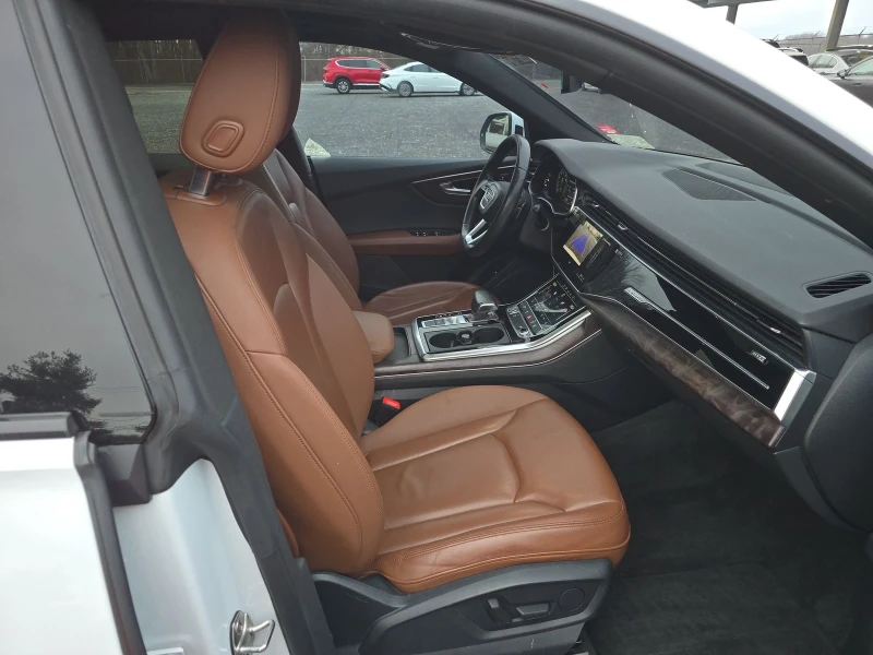 Audi Q8 Premium QUATTRO, снимка 9 - Автомобили и джипове - 53470798