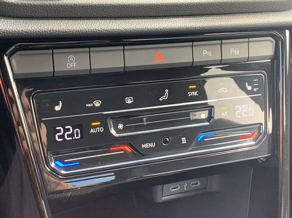 VW T-Roc R 2.0 TSI 4Motion = R-Line = Гаранция - изображение 7