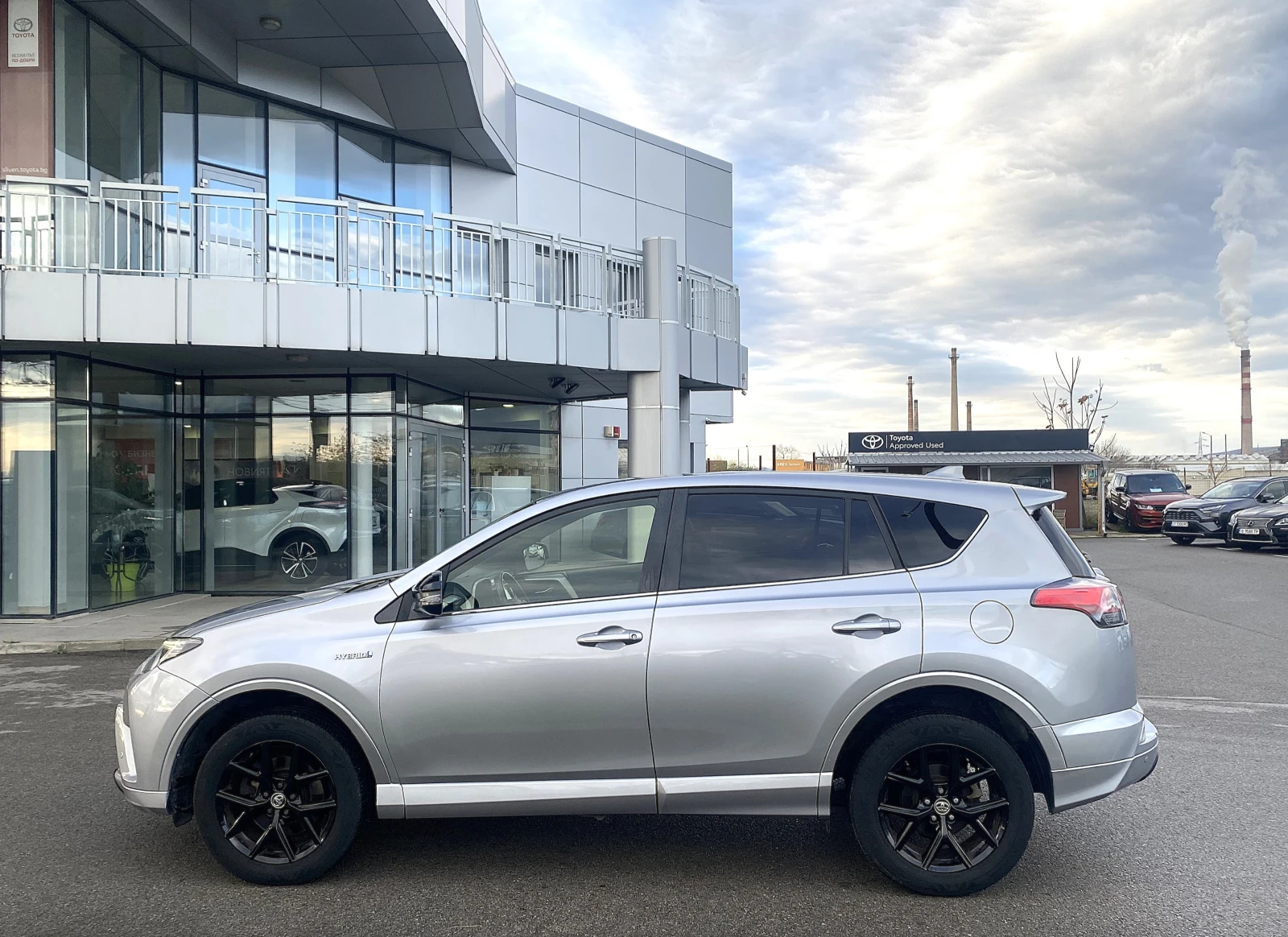 Toyota Rav4 2.5 HEV Luxury | Mobile.bg � ����������� 6