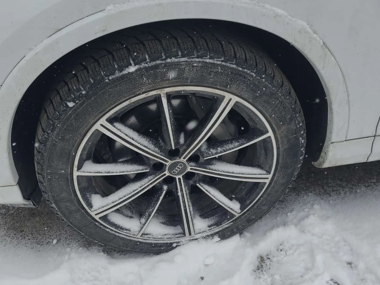 Audi Q7 * KOMFORT * 1 СОБСТВЕНИК* БЕЗ ПЪРВОНАЧАЛНА - изображение 6