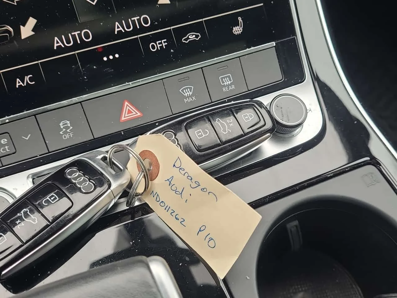 Audi Q7 * KOMFORT * 1 СОБСТВЕНИК* БЕЗ ПЪРВОНАЧАЛНА - изображение 8