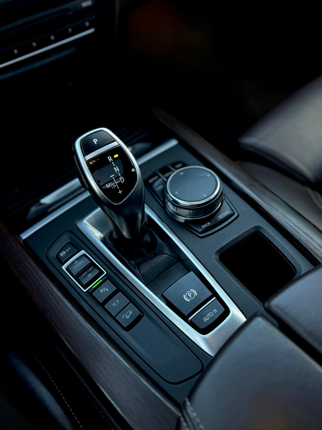 BMW X5  M-пакет (F15 3.0D), снимка 10 - Автомобили и джипове - 53829442