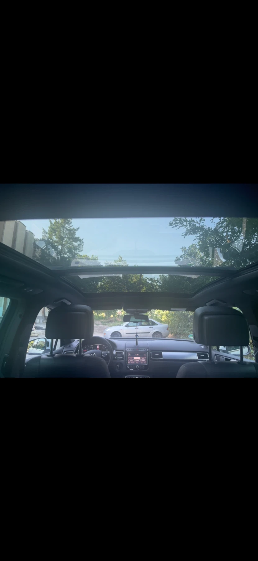 VW Touareg 3.0 TDI R-line Panorama, снимка 6 - Автомобили и джипове - 54102709